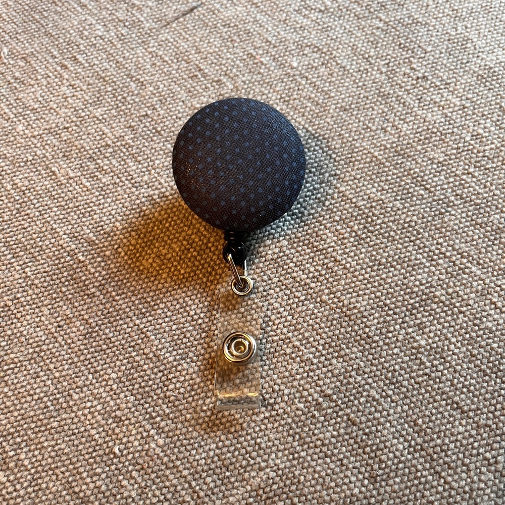 Badge reel